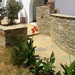 Tetrafylli Andros Town