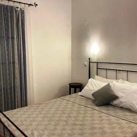 Guest house Tetrafylli *