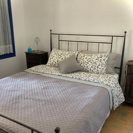 Guest house Tetrafylli